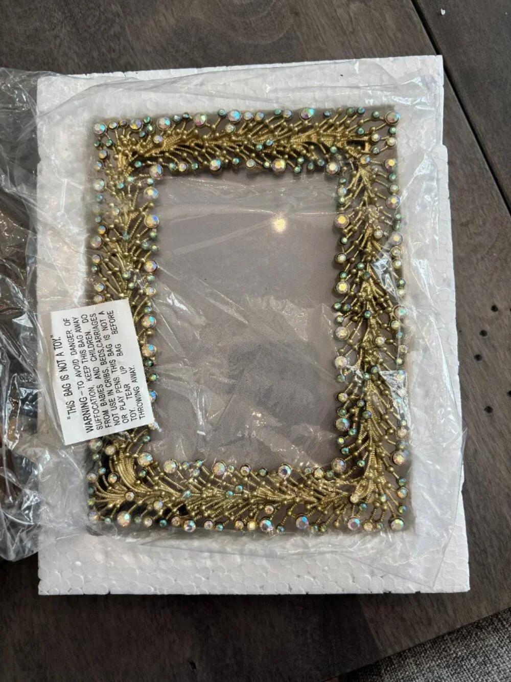Mercer41-Gold & Crystal picture frame -NEW  for 4x6